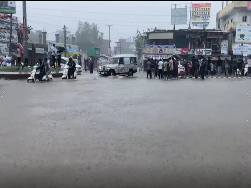 Chhotaudepur rain 01