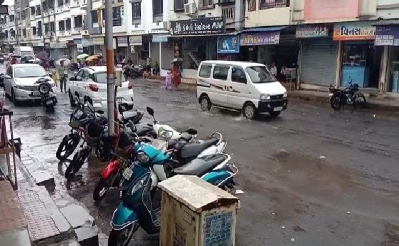 SURAT RAIN