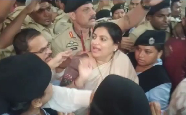 surat mayor hemali boghawala