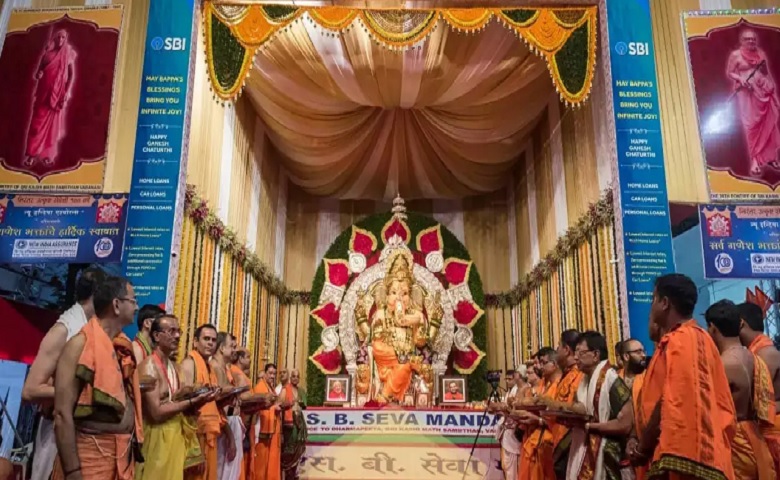 Mumbai's 'Richest' Ganpati Mandal