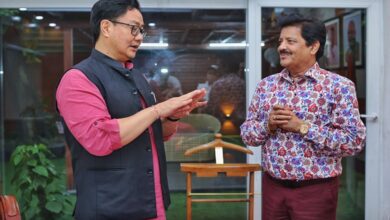 Kiran Rijiju fan Udit Narayan