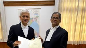 CJI Justice Uday Umesh Lalit  and Former CJI Ramanna