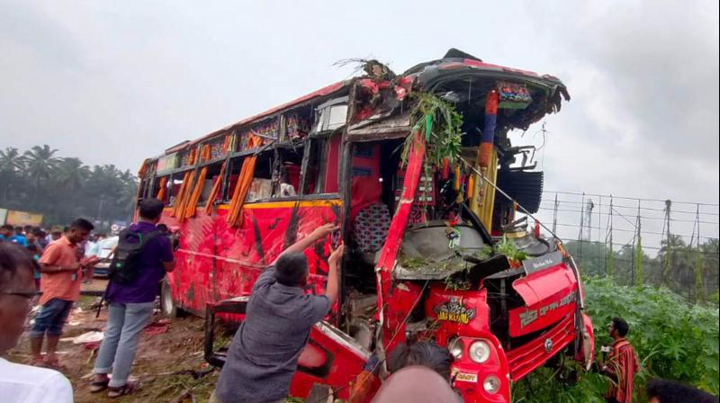 accident between 2 buses in Kerala's Palakkad district