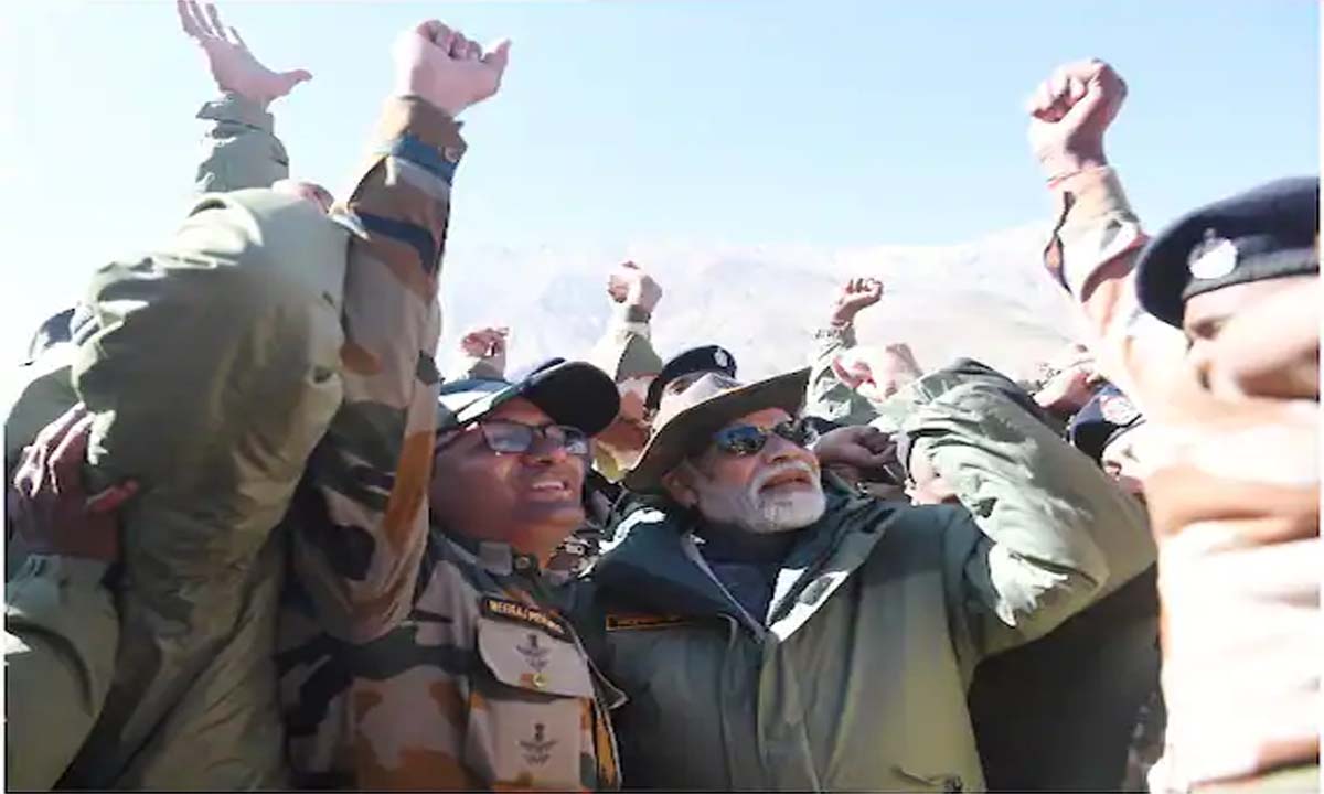 pm modi diwali celebration in kargil