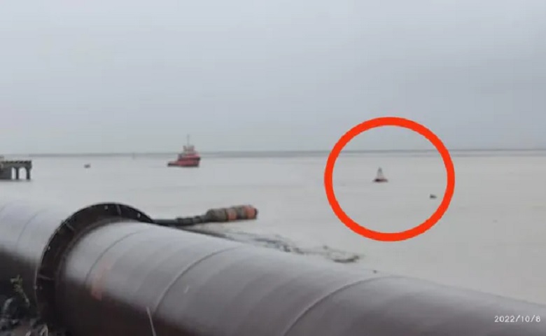 tugboat capsizes near Hazira port