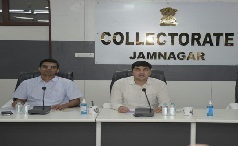 Jamnagar Collector Dr.Saurabh Parghi Hum Dekhenege