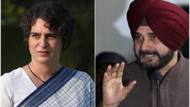 Navjot Sidhhu and Priyanka Gandhi