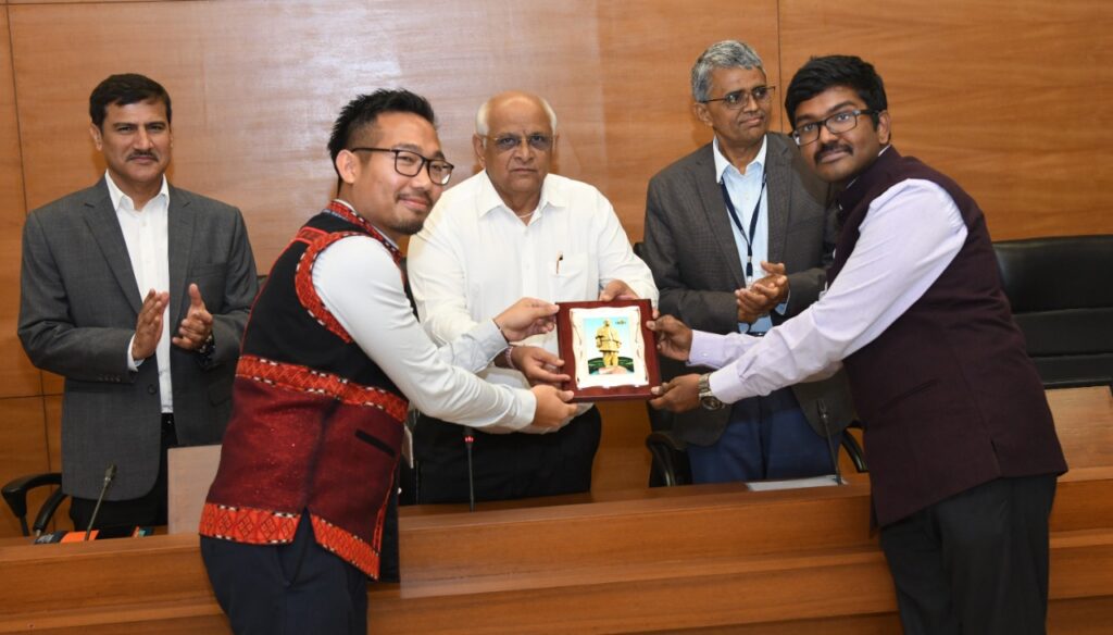 Civil Services Officers of Arunachal Pradesh visit Gujarat