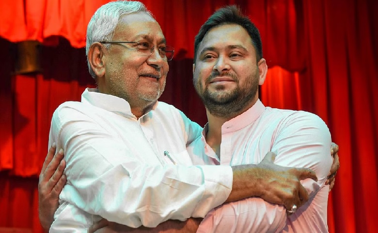 CM Nitishkumar And Dy.CM Tejsvi Hum Dekhenege