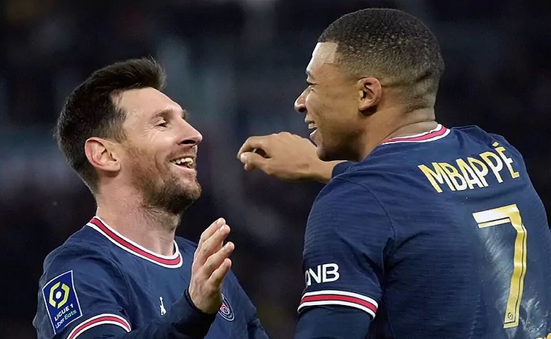 Messi and Mbappe competition