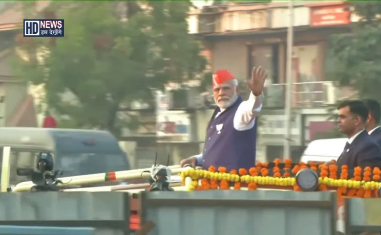 PM MODI Road Show - Hum Dekhenge News