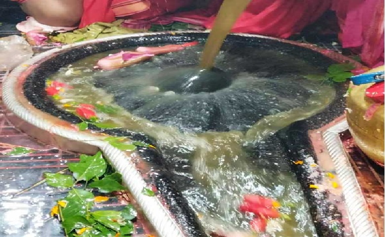 Shivling Pooja Hum Dekhnege