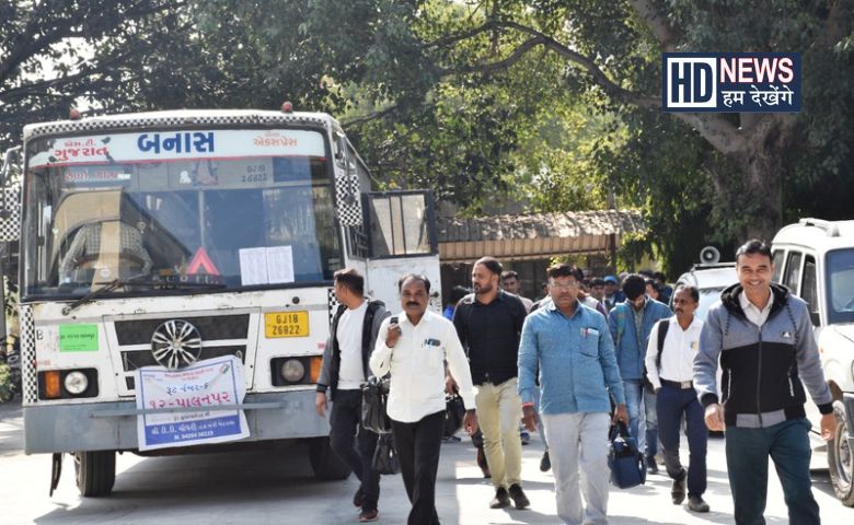 ચૂંટણી સ્ટાફ મત વિસ્તારમાં જવા રવાના- humdekhengenews