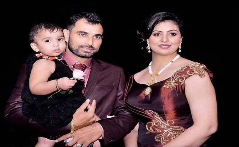 Mohammed Shami with wife and daughter