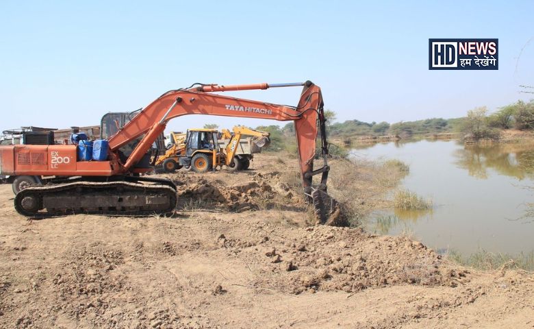 તળાવો ઉંડા કરવાની કામગીરી-humdekhengenews