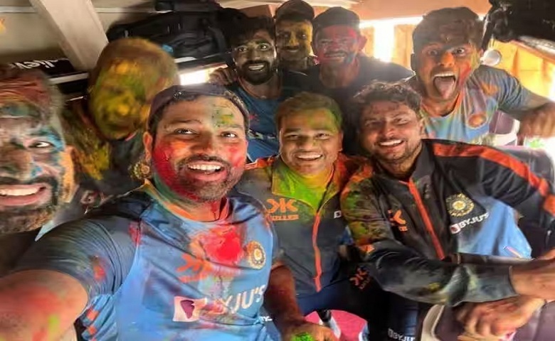 Indian team celebrated Holi