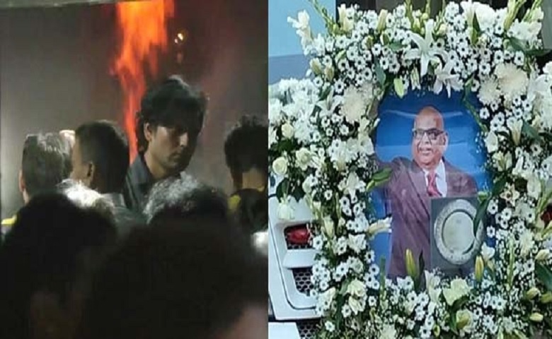 actor Satish Kaushik cremation