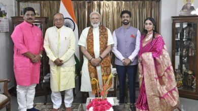 Modi and Shankarshih