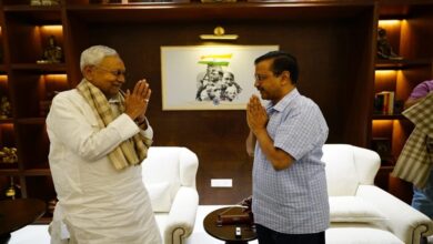 Bihar CM Nitish Kumar and CM Arvind Kejriwal