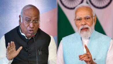 Mallikarjun Kharge and Pm Modi