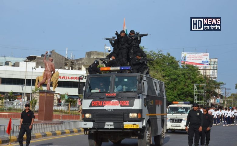 પોલીસ પરેડ-humdekhengenews