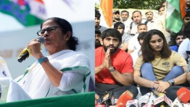 CM Mamata Banerjee and Wrestlers