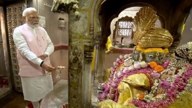 PM Modi offers prayers at Brahma temple