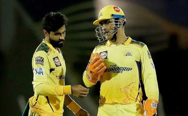 Ravindra Jadeja and MS Dhoni