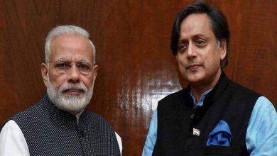 PM MODI and Shashi Tharoor