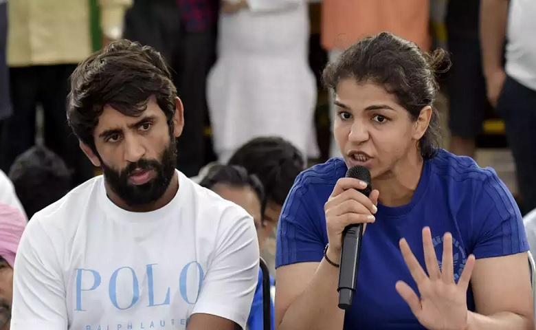 Wrestlers Bajrang and Sakshi