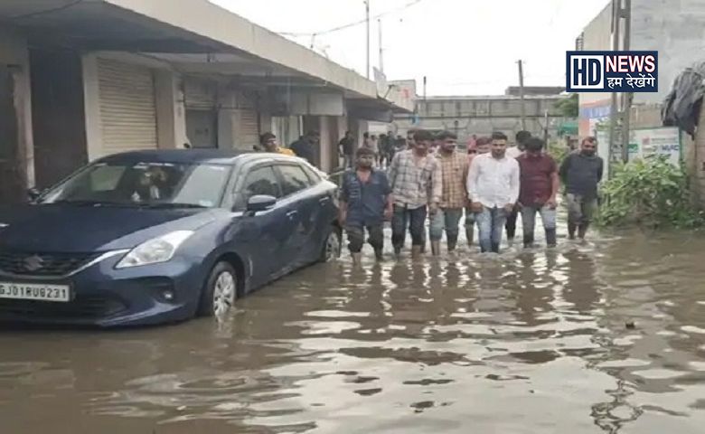 દુકાનોમાં વરસાદી પાણી-humdekhengenews