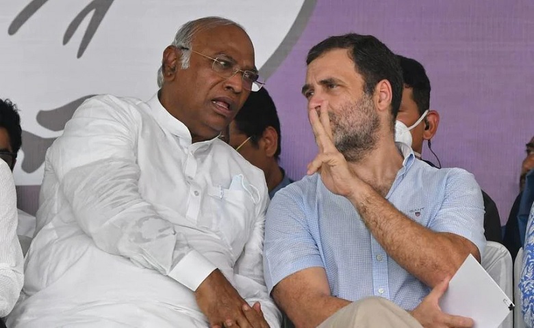 Mallikarjun Kharge and Rahul Gandhi