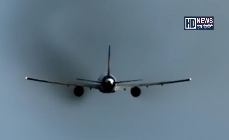 Smoke in an airplane-HDNEWS